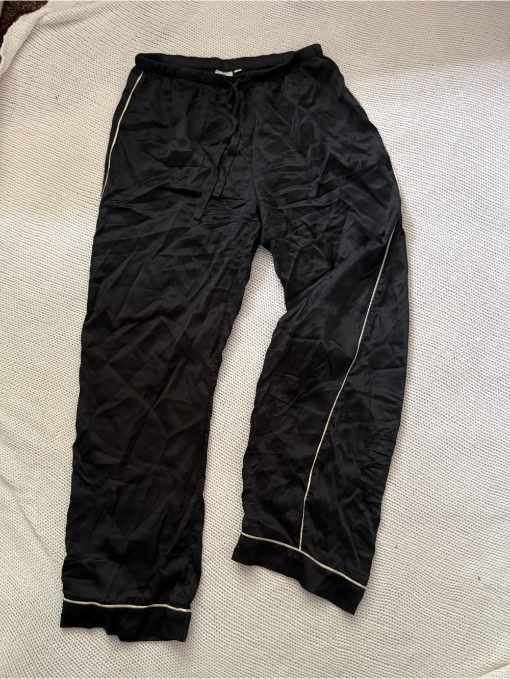 Aritzia The Group by Babaton Lamour 100% Silk Pajama Pants